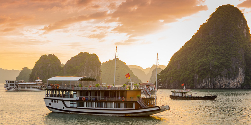 Romantic early morning scene in Halong Bay